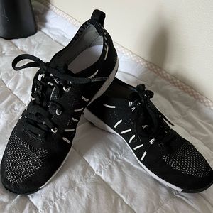 Nfinity FLYTE Cheer Gymnastics Shoes / Sneaker Black 7.5